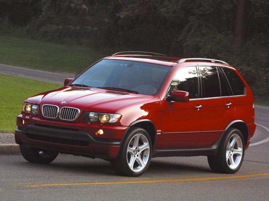  BMW X5 4.6is 2002 года  (US) (фото 2 из 3)